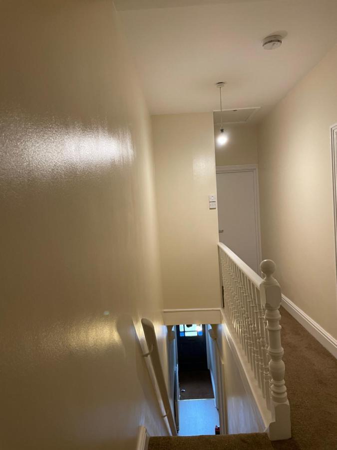 Rooms In A Victorian Comfortable 4-Bedroom House In Milton Keynes Rooms Not En-Suites Wolverton  Екстериор снимка